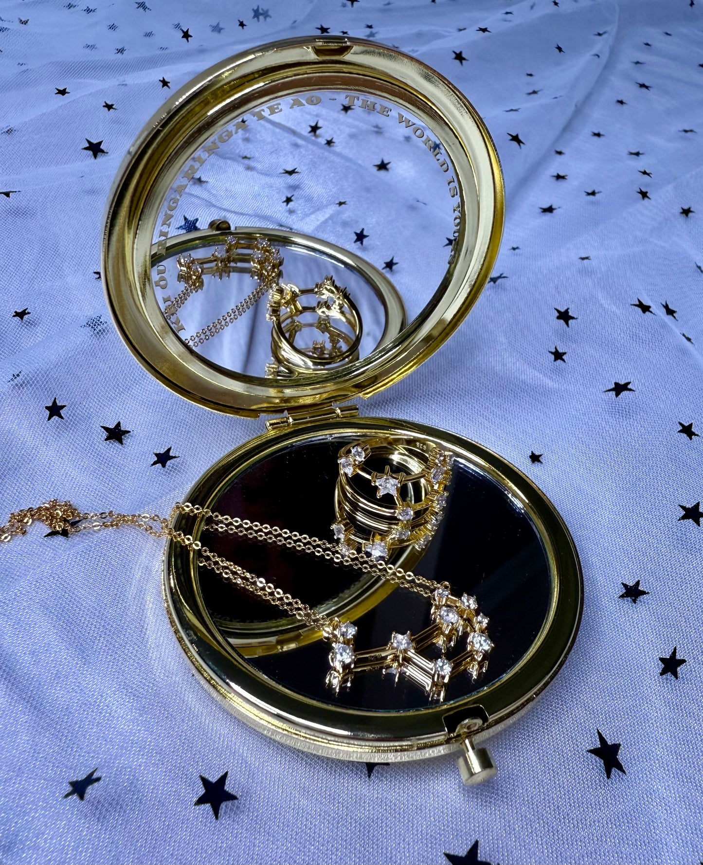 *Preorder* Matariki Compact Mirror
